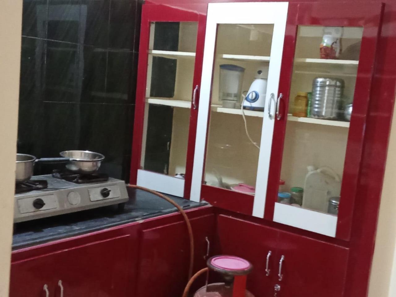 Om Sai Ram Home Stay Tiruvannāmalai Esterno foto